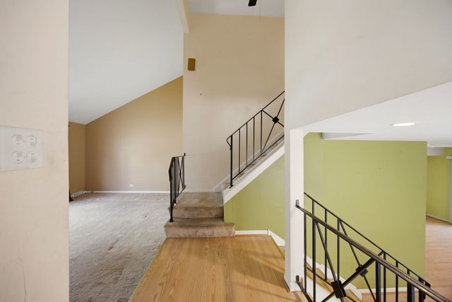 1142 Brighton Place, Glen Ellyn, IL 60137