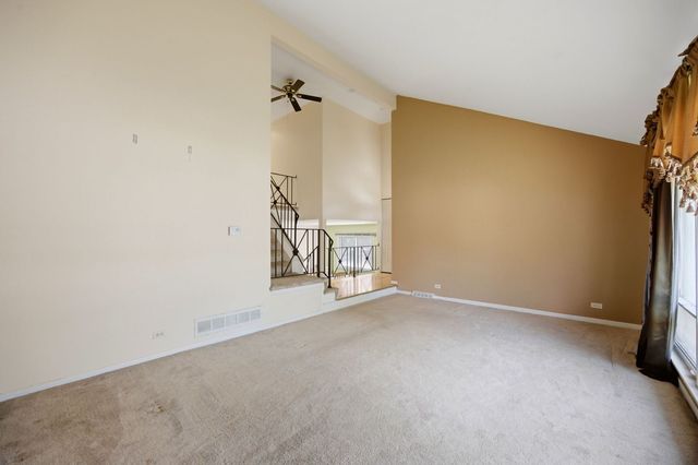1142 Brighton Place, Glen Ellyn, IL 60137
