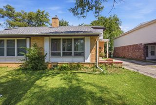 1142 Brighton Place, Glen Ellyn, IL 60137