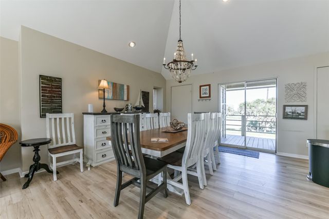 18418 E De Vaca Lane, Galveston, TX 77554