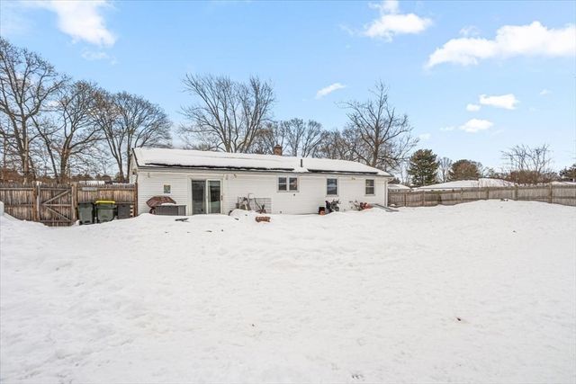 67 Jeannine, Bellingham, MA 02019