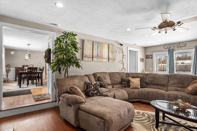 67 Jeannine, Bellingham, MA 02019