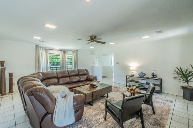 241 Highridge Drive, New Hope, TX 75071