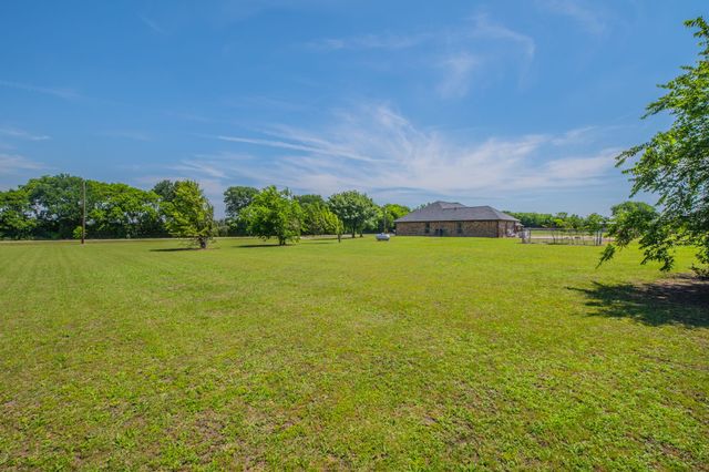 241 Highridge Drive, New Hope, TX 75071