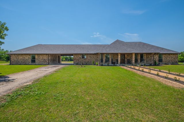 241 Highridge Drive, New Hope, TX 75071