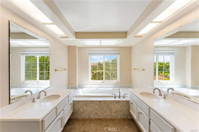 19228 Seabrook Lane, Huntington Beach, CA 92648
