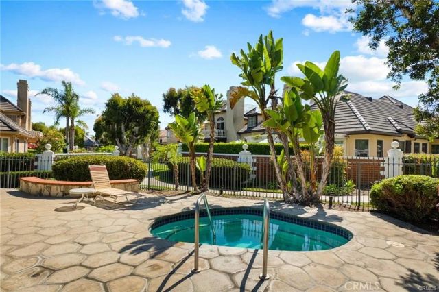 19228 Seabrook Lane, Huntington Beach, CA 92648