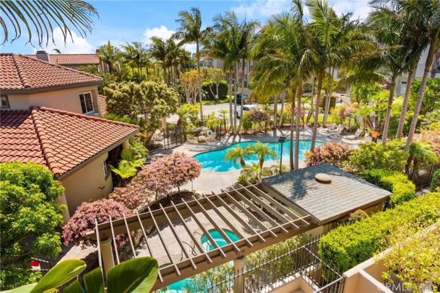 19228 Seabrook Lane, Huntington Beach, CA 92648