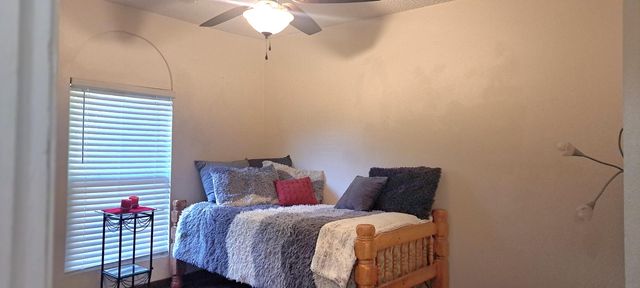 785 Arcturus Avenue SE, Rio Rancho, NM 87124