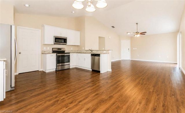 4125 SW 6th PL, Cape Coral, FL 33914