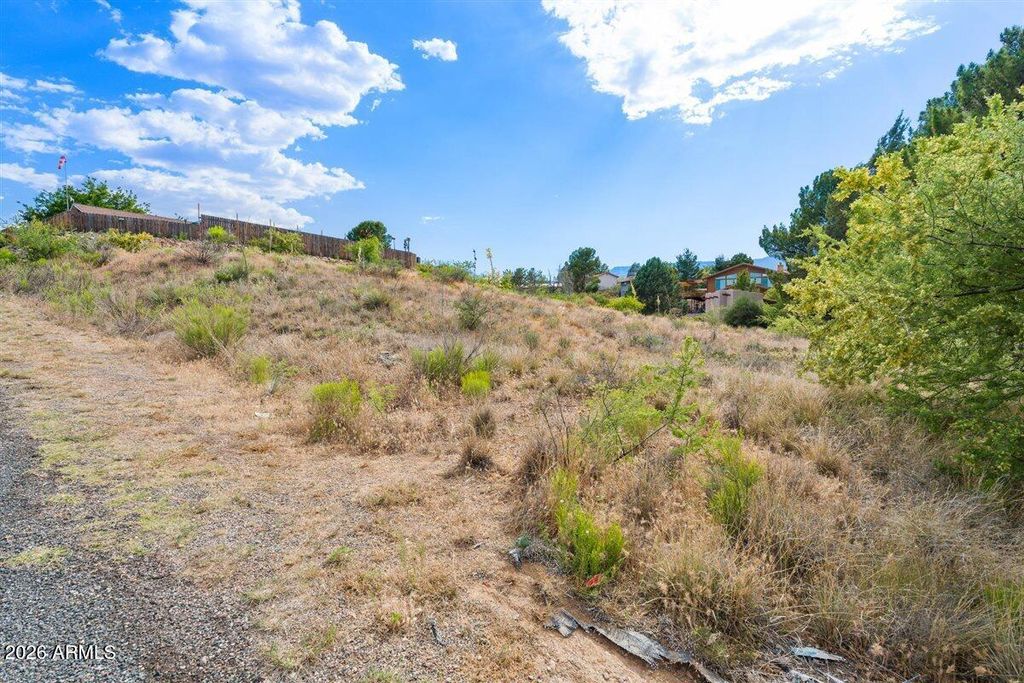 Image 3 of property listing at 1668 S CACTUS WREN Road 2498, Cottonwood, AZ 86326