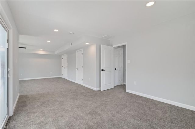 645 Ivy AVE, Newport News, VA 23607