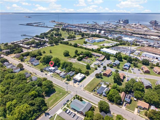 645 Ivy AVE, Newport News, VA 23607