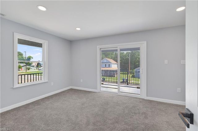 645 Ivy AVE, Newport News, VA 23607