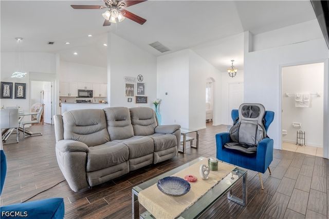 16 NW 18th AVE, Cape Coral, FL 33993
