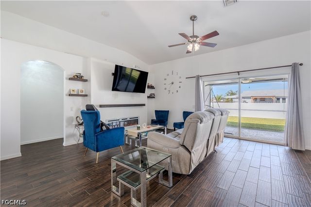 16 NW 18th AVE, Cape Coral, FL 33993