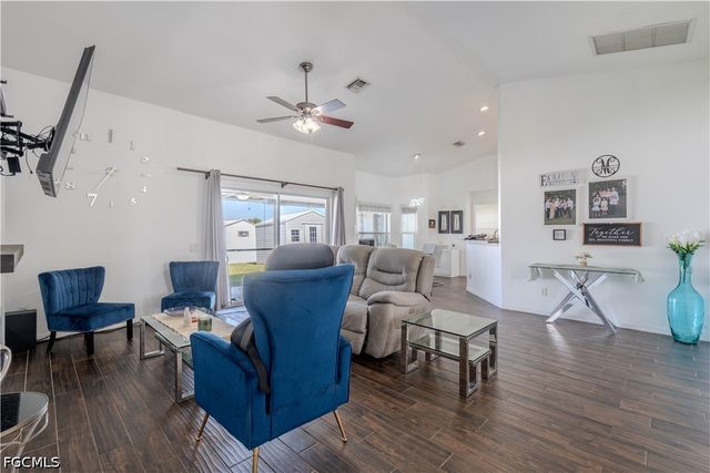 16 NW 18th AVE, Cape Coral, FL 33993