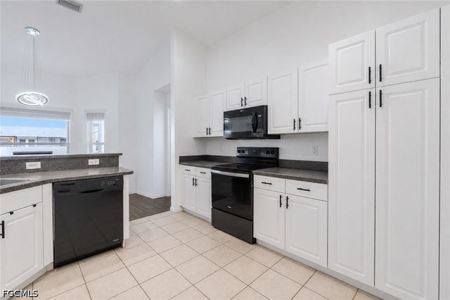 16 NW 18th AVE, Cape Coral, FL 33993