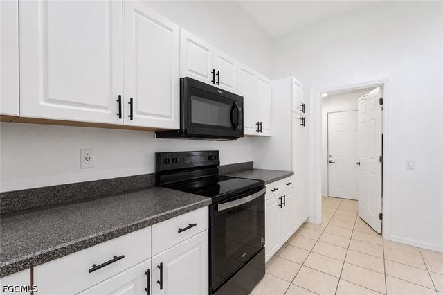 16 NW 18th AVE, Cape Coral, FL 33993
