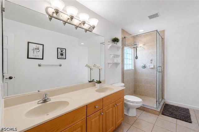 16 NW 18th AVE, Cape Coral, FL 33993