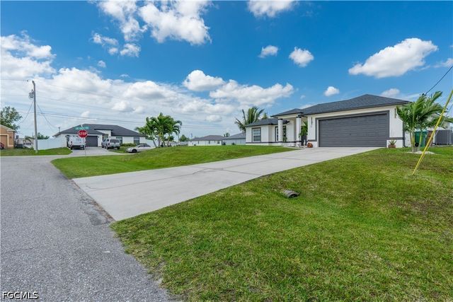 16 NW 18th AVE, Cape Coral, FL 33993