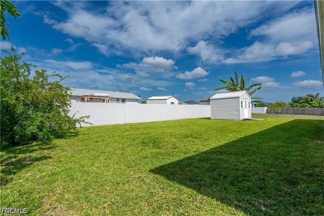 16 NW 18th AVE, Cape Coral, FL 33993