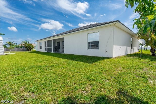 16 NW 18th AVE, Cape Coral, FL 33993