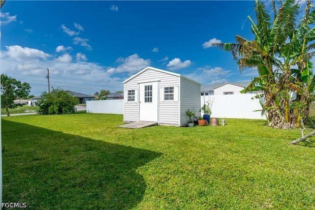 16 NW 18th AVE, Cape Coral, FL 33993