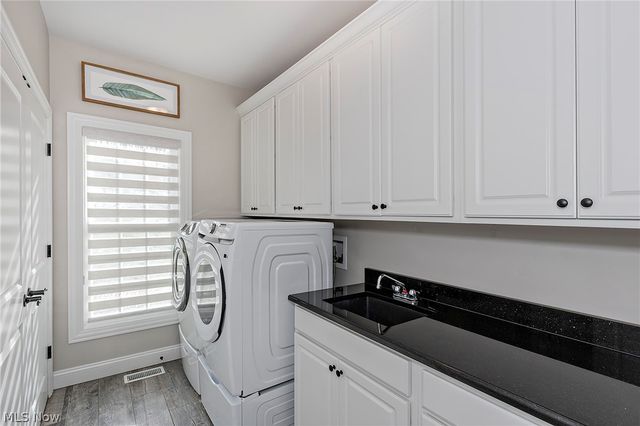 7710 Kenneth Drive, Concord Twp, OH 44077