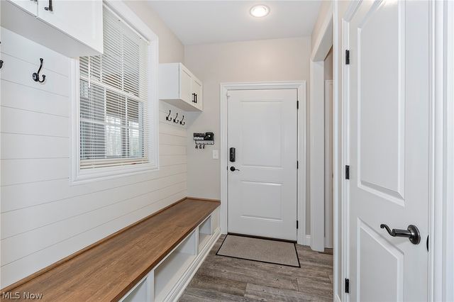 7710 Kenneth Drive, Concord Twp, OH 44077