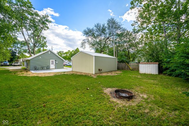 625 Parkway Drive, Columbus, IN 47201