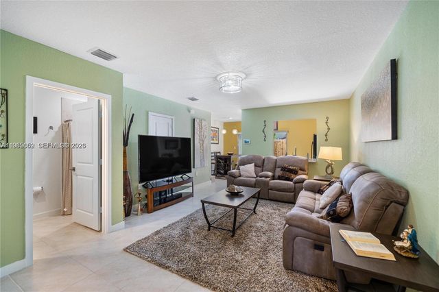 495 NE 5th Lane, Florida City, FL 33034