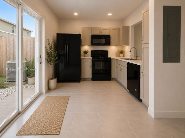 495 NE 5th Lane, Florida City, FL 33034
