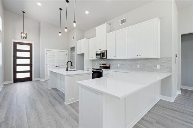 3 Kirkconnel Lane, Bella Vista, AR 72715