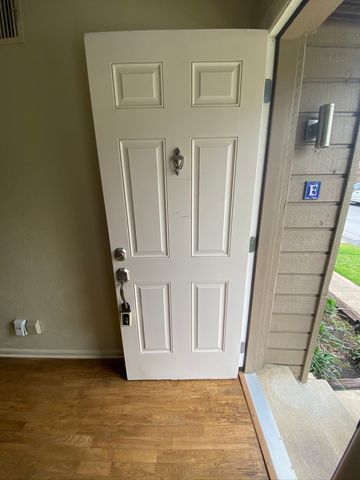 4049 Herschel Avenue E, Dallas, TX 75219