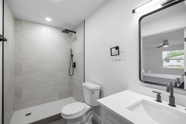 6616 S MASCOTTE STREET, Tampa, FL 33616