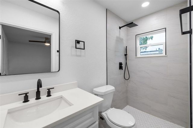 6616 S MASCOTTE STREET, Tampa, FL 33616