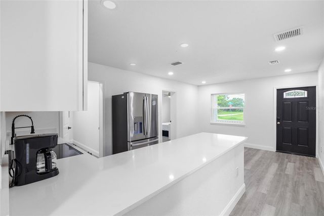 6616 S MASCOTTE STREET, Tampa, FL 33616