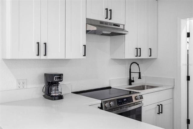 6616 S MASCOTTE STREET, Tampa, FL 33616