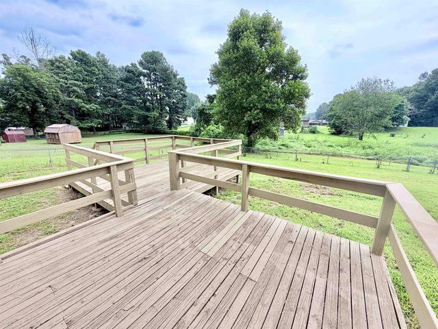 190 FAULKNER HEIGHTS DR, Atoka, TN 38004