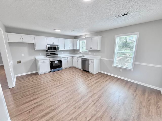 190 FAULKNER HEIGHTS DR, Atoka, TN 38004