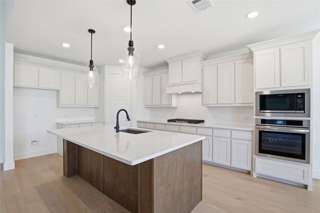 7409 Harrier Street, Fort Worth, TX 76179