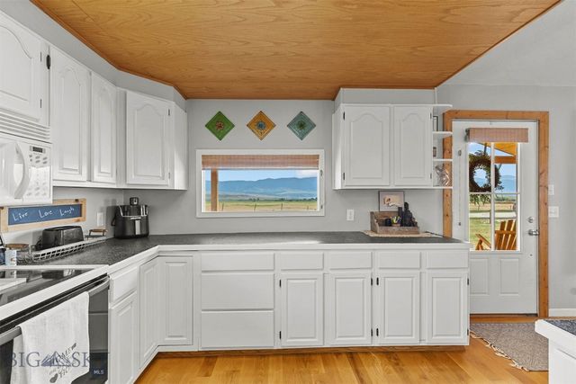 183 N Meadow Creek, Mcallister, MT 59740