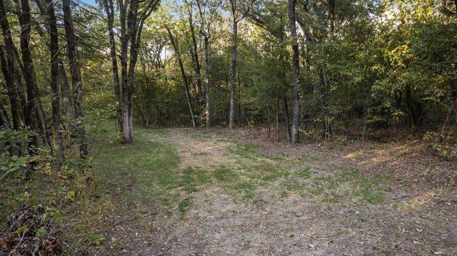 1473 County Road 2980, Windom, TX 75492