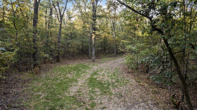 1473 County Road 2980, Windom, TX 75492