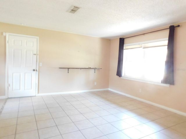 6302 NW 64TH AVENUE, Ocala, FL 34482