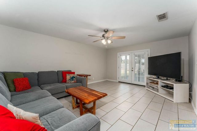 1834 Michigan Ave., Port Isabel, TX 78578