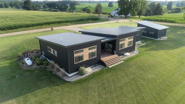 11722 Parmalee Road, Middleville, MI 49333