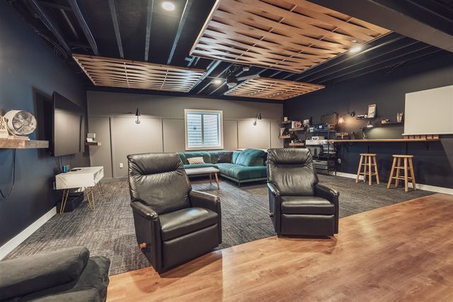 11722 Parmalee Road, Middleville, MI 49333