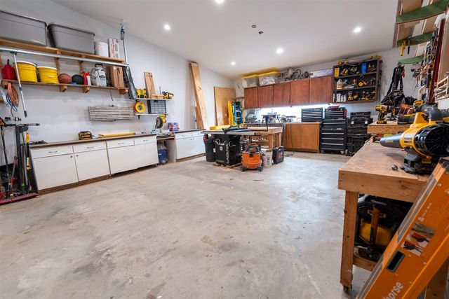 11722 Parmalee Road, Middleville, MI 49333